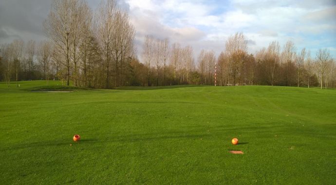 Oranje Tee-markers